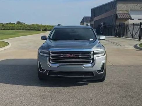 Used 2023 GMC Acadia SLT image 3