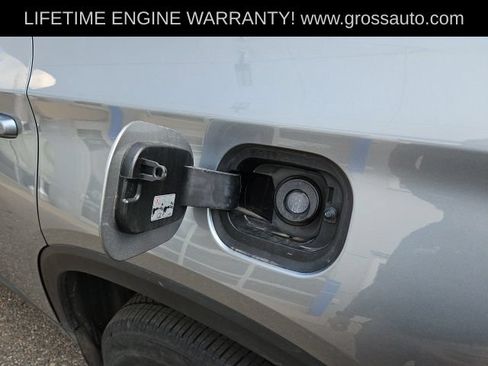 Used 2023 Chevrolet Traverse LS w/ Midnight/Sport Edition AWD/4WD image 12