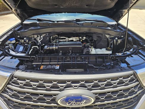 Used 2021 Ford Explorer 2WD image 28