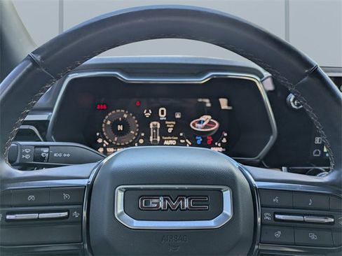 Used 2024 GMC Canyon AT4 w/ AT4 Premium Package image 29