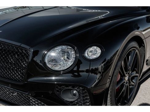 Used 2020 Bentley Continental GT image 18