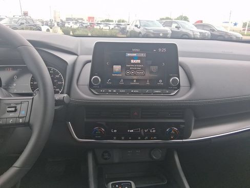 New 2026 Nissan Rogue SV FWD image 17