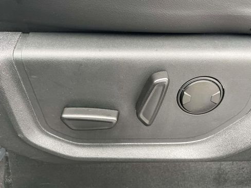 Certified 2024 Ford Expedition Max XLT image 21