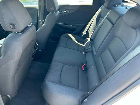 Used 2023 Chevrolet Malibu LT image 18