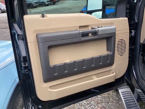 Used 2013 Ford F350 Lariat w/ Lariat Ultimate Pkg image 11