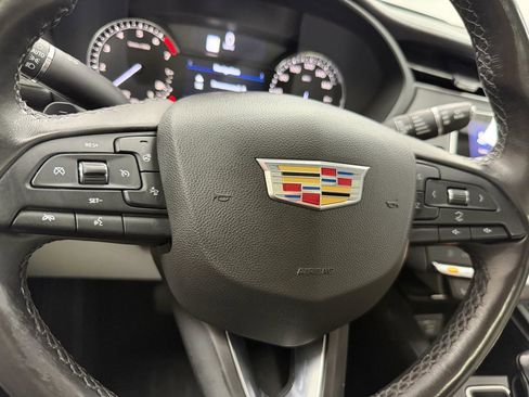 Used 2019 Cadillac XT4 Premium Luxury AWD/4WD image 18