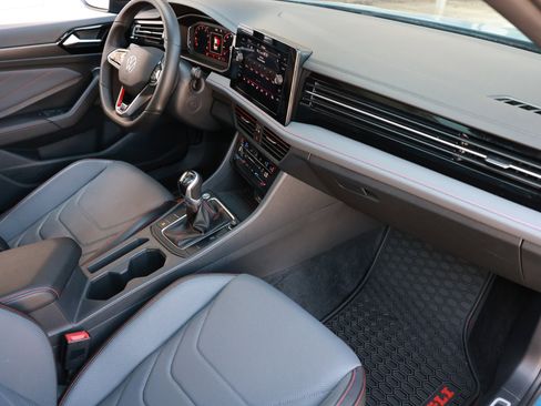 Used 2025 Volkswagen Jetta GLI Autobahn image 19