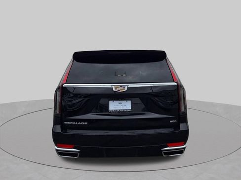 Used 2023 Cadillac Escalade ESV Luxury RWD image 4