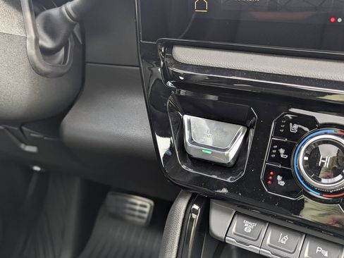 New 2026 GMC Sierra 2500 AT4 w/ AT4 Premium Plus Package image 24