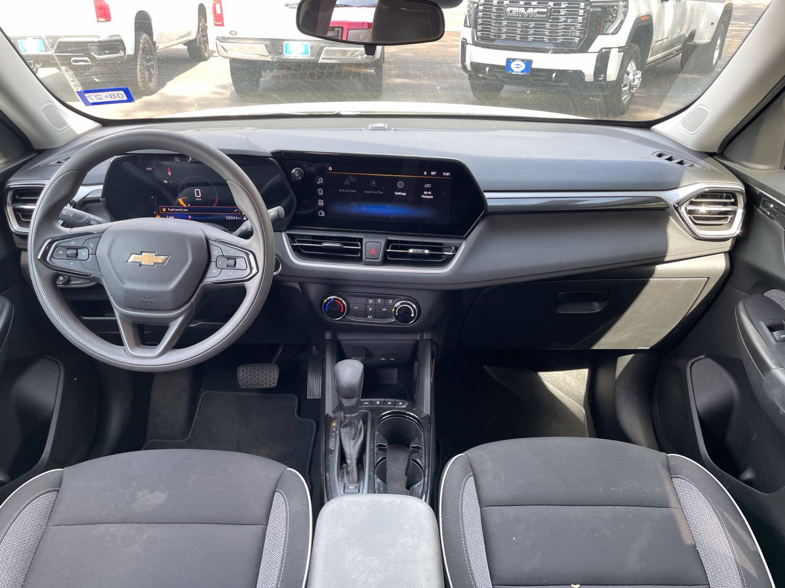 Used 2025 Chevrolet TrailBlazer LS w/ LS Convenience Package FWD image 27