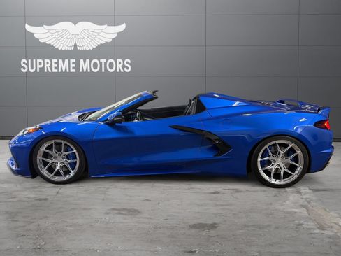 Used 2020 Chevrolet Corvette Stingray Convertible w/ Z51 Performance Package RWD image 2