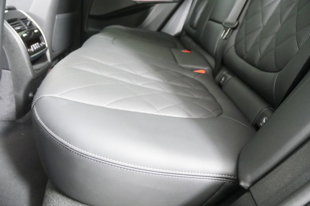 Certified 2026 BMW X5 sDrive40i RWD image 14