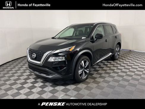 Used 2023 Nissan Rogue SL image 1