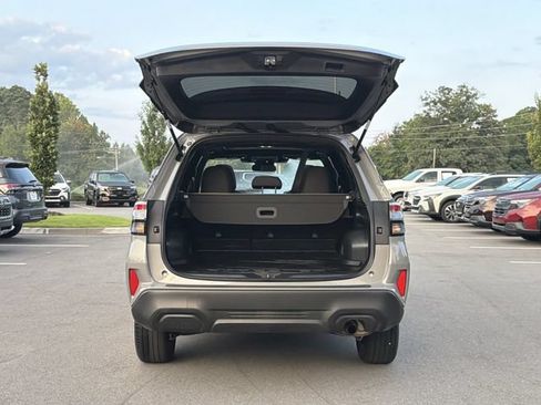 Certified 2025 Subaru Forester Premium AWD/4WD image 14