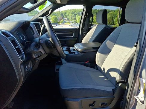 Used 2024 RAM 2500 Big Horn AWD/4WD image 13