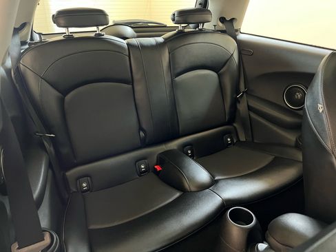 Used 2015 MINI Cooper S image 14