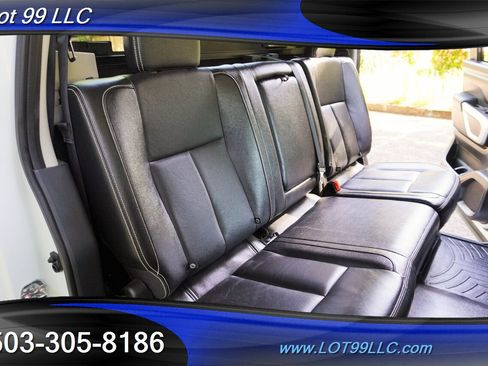 Used 2019 Nissan Titan PRO-4X w/ Pro-4x Convenience Package AWD/4WD image 18