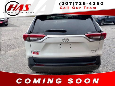 Used 2021 Toyota RAV4 Limited image 4