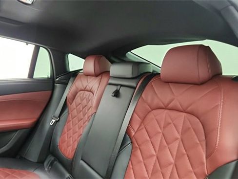 Used 2025 BMW X6 M60i image 30