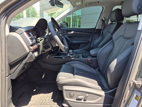 Used 2023 Audi Q5 e Premium Plus AWD/4WD image 15