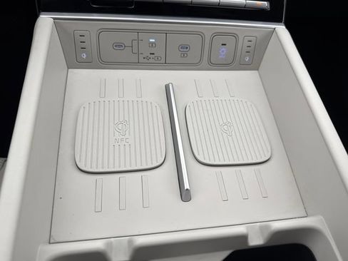 Certified 2025 Hyundai Santa Fe Calligraphy image 37