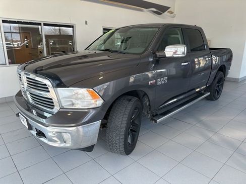 Used 2017 RAM 1500 Big Horn image 3