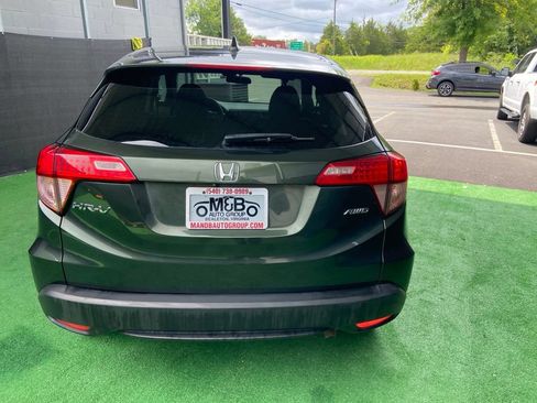 Used 2017 Honda HR-V EX image 5