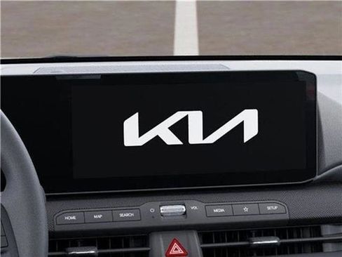 New 2025 Kia K4 LX image 47