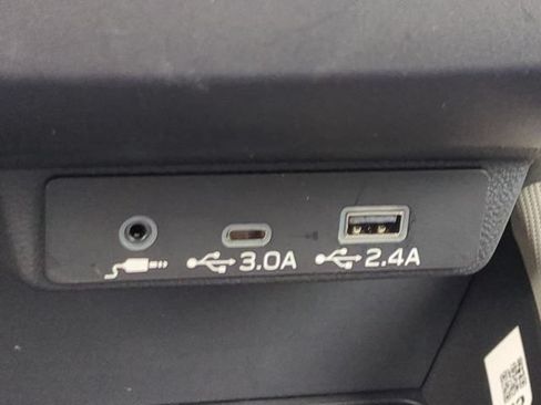 Used 2026 Subaru Forester Premium AWD/4WD image 26