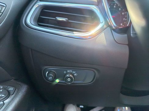 Used 2024 Chevrolet Equinox LT AWD/4WD image 20