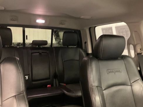 Used 2016 RAM 1500 Laramie w/ Convenience Group AWD/4WD image 31