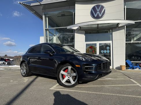 Used 2018 Porsche Macan Turbo image 1