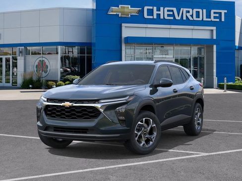 New 2026 Chevrolet Trax LT FWD image 6