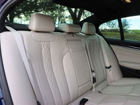 Used 2017 BMW 530i RWD image 19