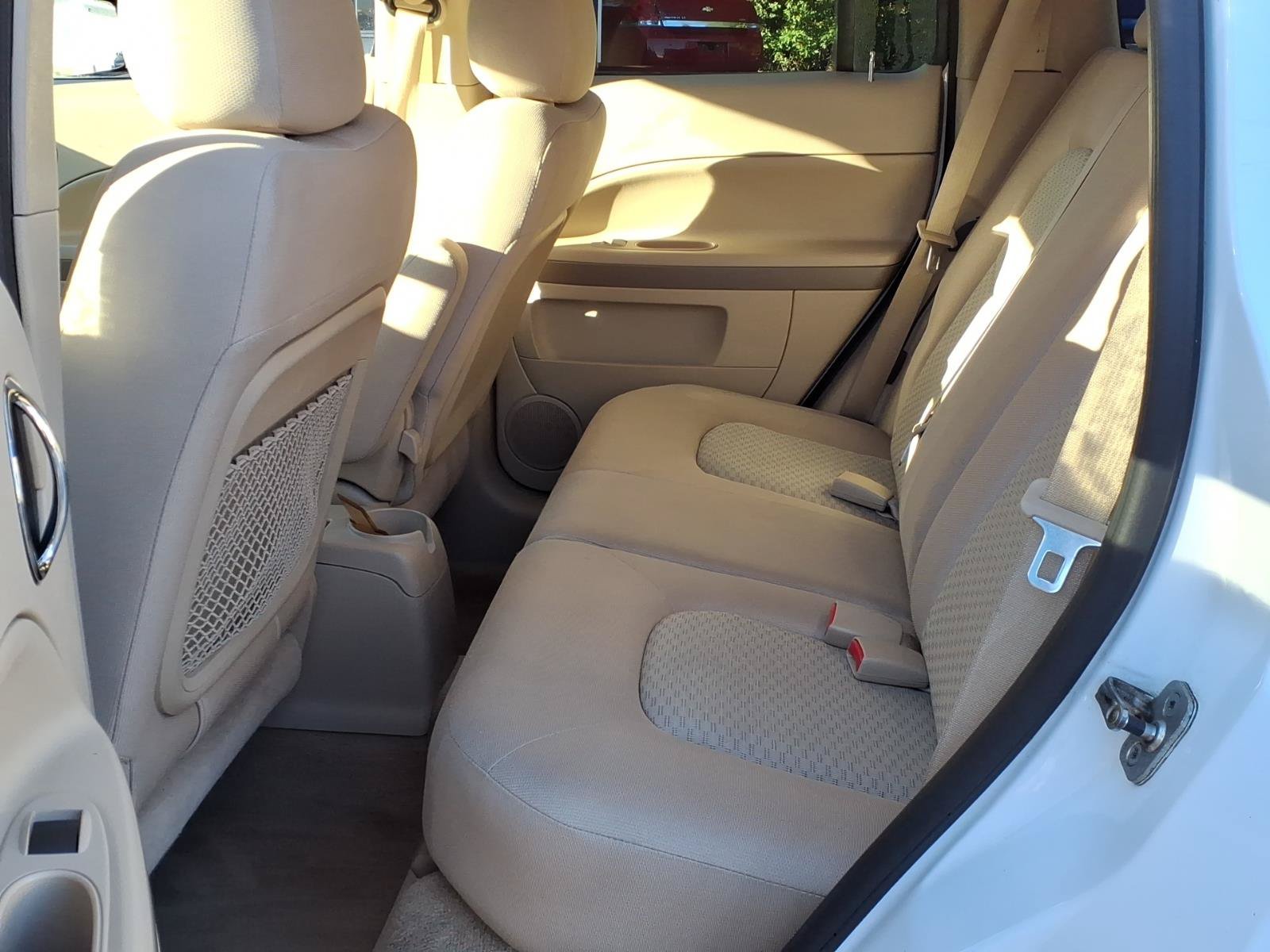 Used 2009 Chevrolet HHR LS FWD image 9
