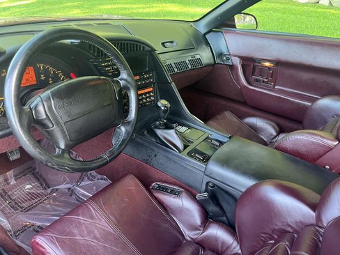 Used 1993 Chevrolet Corvette Coupe RWD image 5