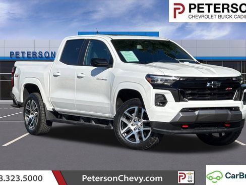 Certified 2024 Chevrolet Colorado Z71 w/ Z71 Convenience Package 2 AWD/4WD image 1