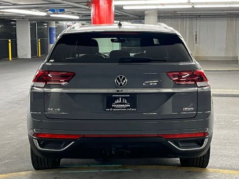 Certified 2022 Volkswagen Atlas Cross Sport SE image 34