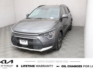 New 2026 Kia Niro EX FWD 360° Tour