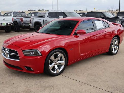 Used 2013 Dodge Charger R/T RWD image 3