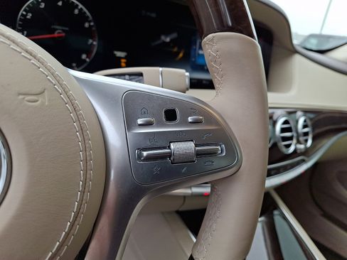Used 2018 Mercedes-Benz S 450 Sedan image 23