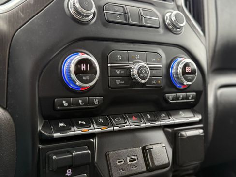 Used 2021 GMC Sierra 1500 AT4 w/ AT4 Value Package AWD/4WD image 22