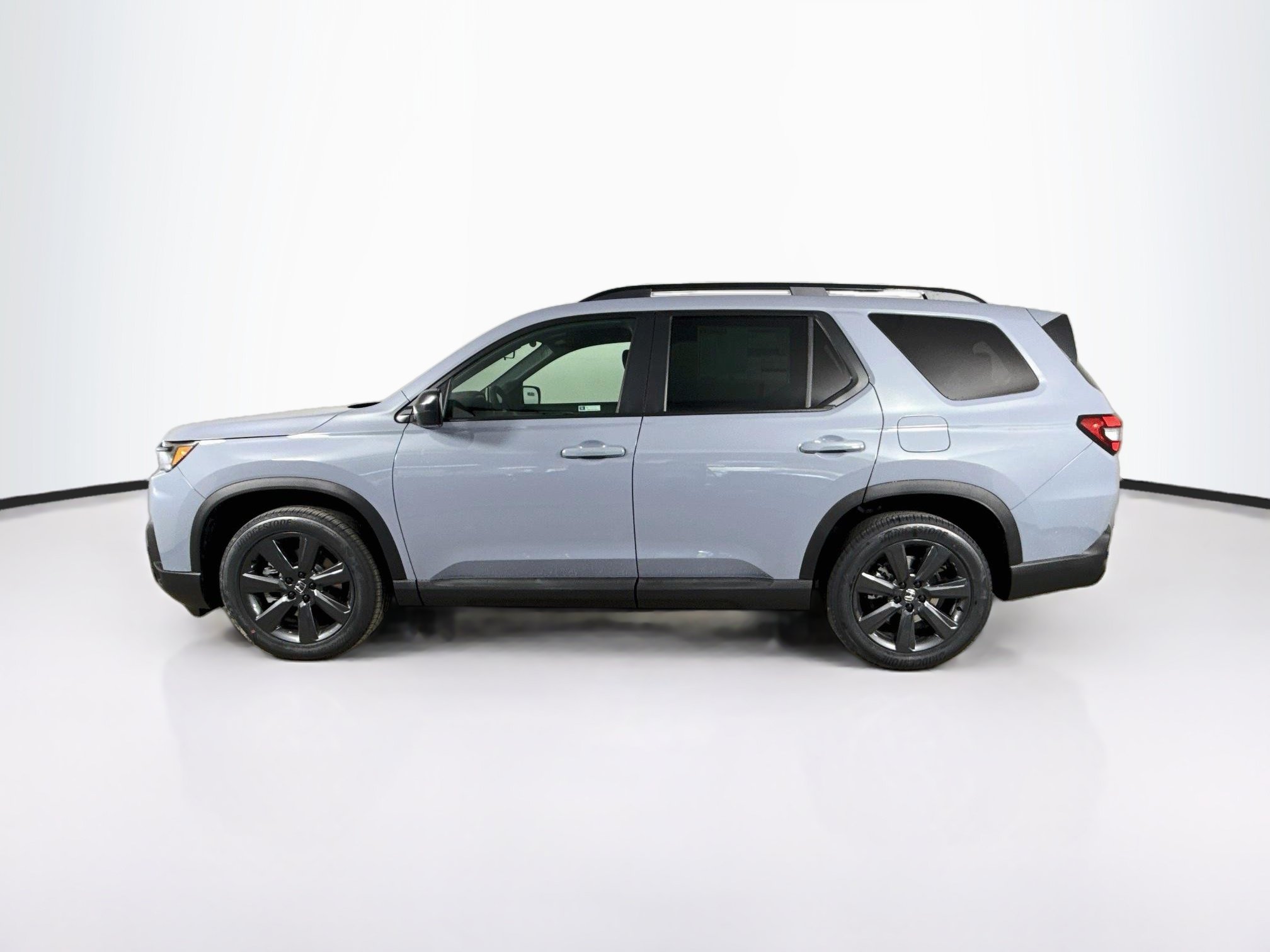 New 2026 Honda Pilot Sport image 7