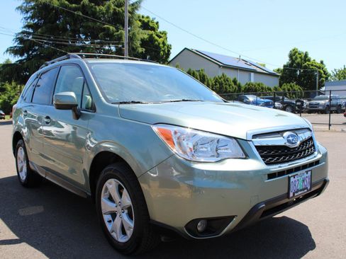 Used 2016 Subaru Forester 2.5i Premium AWD/4WD image 7