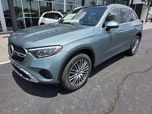 New 2026 Mercedes-Benz GLC 300 GLC 300 image 2