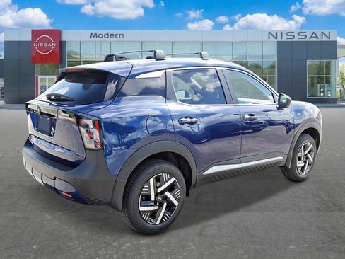 New 2026 Nissan Kicks SV FWD image 5