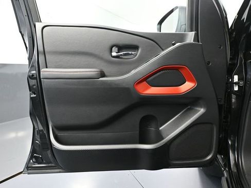 Used 2023 Nissan Frontier PRO-4X w/ Tow Package image 16