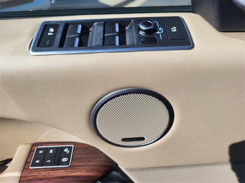 Used 2016 Land Rover Range Rover Long Wheelbase Supercharged image 31
