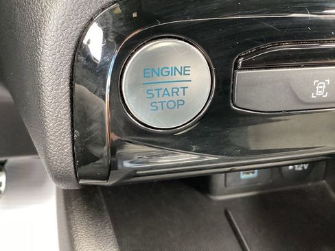 Used 2023 Ford Escape ST-Line w/ Tech Pack #1 AWD/4WD image 29