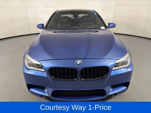 Used 2014 BMW M5 RWD image 4